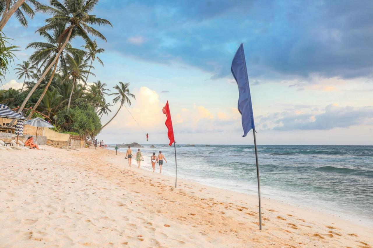 Dalawella Beach Resort By Deco Unawatuna Exterior photo